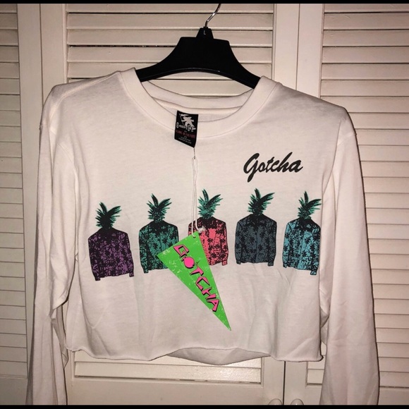 Urban Outfitters Gotcha Shirt - Picture 4 of 4